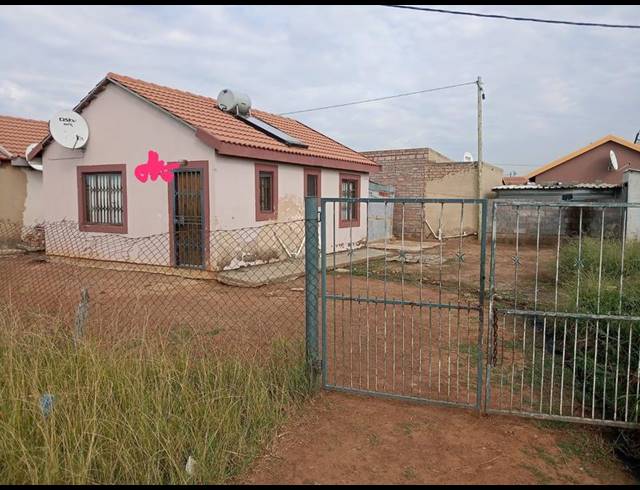 2 BEDROOM HOUSE FOR SALE IN PALM RIDGE